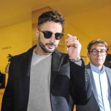 Procura generale Milano: “Fabrizio Corona torni in carcere, ha violato le regole”