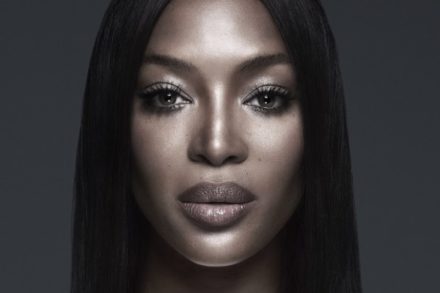 Naomi Campbell incantevole testimonial a 48 anni…