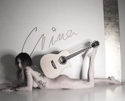 Nina Moric completamente nuda su Instagram